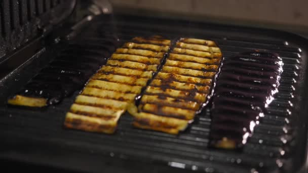 Long Pieces Eggplant Fried Onelectric Grill Close Remove Grill Silicone — Stock Video