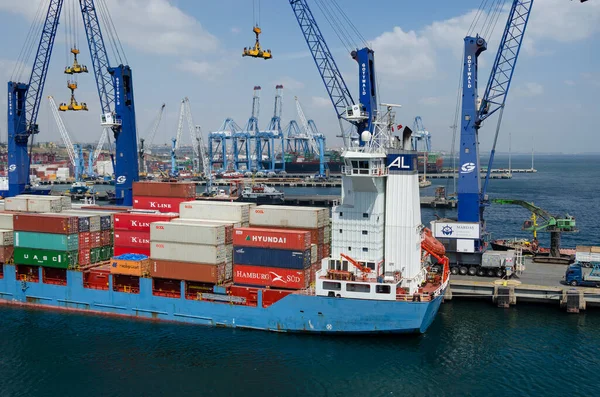 Ambarli Turquia Agosto Gruas Carga Navio Porta Contentores Terminal Contentores — Fotografia de Stock