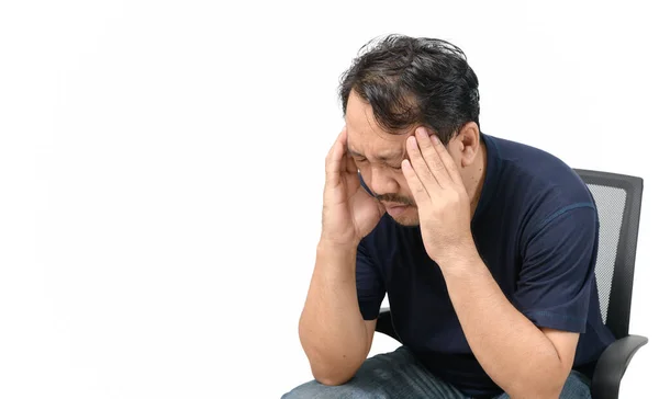 Hombre Mediana Edad Sentado Silla Sintiéndose Estresado Dolor Cabeza Aislado — Foto de Stock
