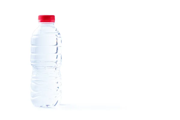 Garrafa Plástico Água Ainda Saudável Isolada Fundo Branco Espaço Cópia — Fotografia de Stock