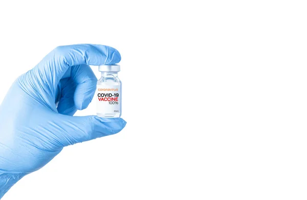 의사는 배경에 손으로 장갑과 코비디드 단지를 코로나 바이러스 백신의 개발과 — 스톡 사진