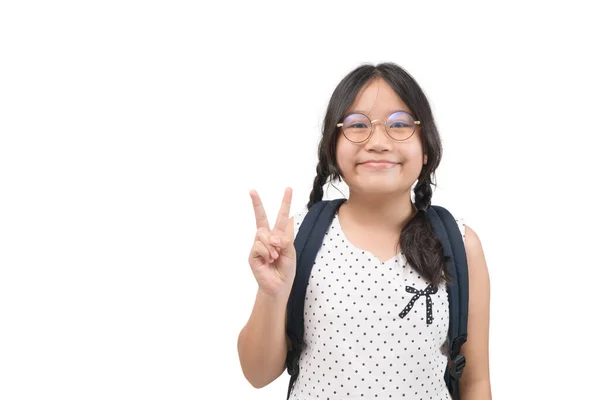 Schattig Meisje Student Glimlach Toont Een Overwinning Teken Geïsoleerd Witte — Stockfoto