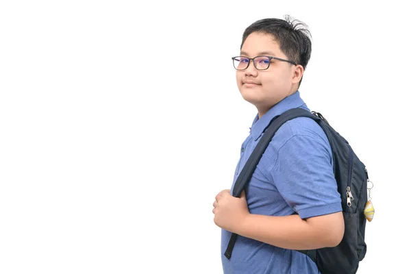 Inteligentny Chłopiec Student Nosić Okulary Niebieską Koszulę Polo Torbą Szkolną — Zdjęcie stockowe