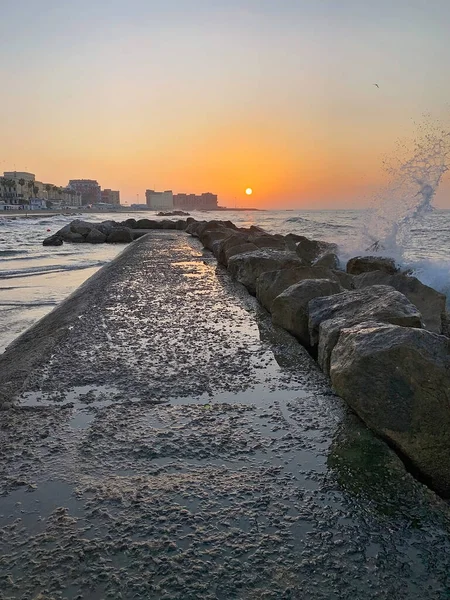 Sonnenaufgang Meer Mit Wasserspritzern — Stockfoto