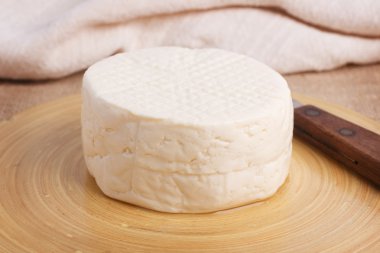 Tekerlek Brezilyalı geleneksel peynir Minas 