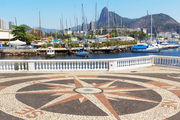 Corcovado Christ the Reher Guanabara bay, Rio de Janeiro, Bra — стоковое фото