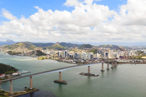 Terzo ponte (Terceira Ponte), veduta di Vitoria, Vila Velha, Espi — Foto Stock