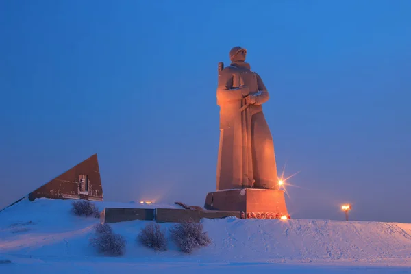 Monument Défenseurs de l'Arctique soviétique pendant le Grand Patriote — Photo