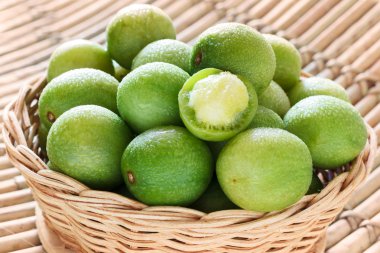 Brezilyalı meyve Spondias tuberosa yakın (Brezilya Erik, umbu, ben