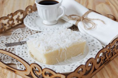 Brezilyalı tatlı: Hindistan cevizi, kahve ile tatlı kuskus puding