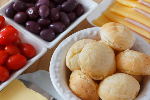 Brazylijski przekąska pao de queijo (ser chleb) — Zdjęcie stockowe