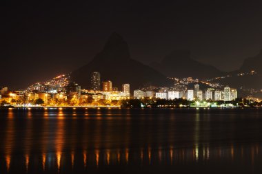 Lagün Rodrigo de Freitas (Lagoa), Rio de Janeiro gecesi
