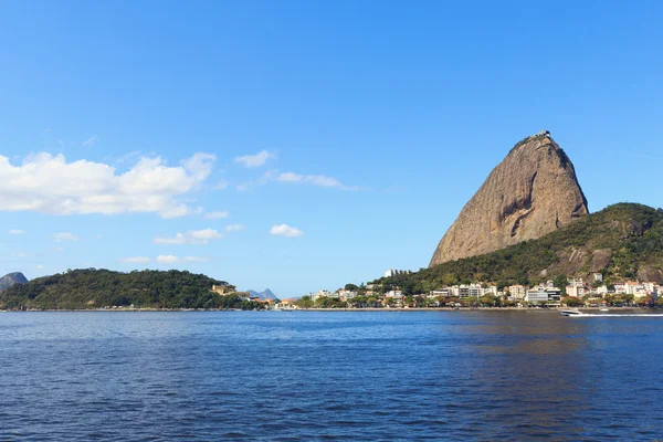 Dağ Sugarloaf Botafogo, Rio de Janeiro, Brezilya üzerinden — Stok fotoğraf