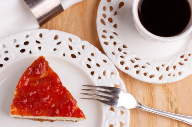 Peynirli goiabada reçelli kek