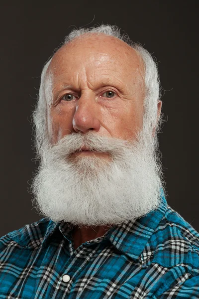 Old man with a long beard with big smile — Stock Photo, Image