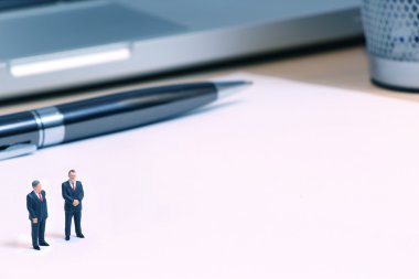 Boş sayfa üzerinde küçük Businessdolls