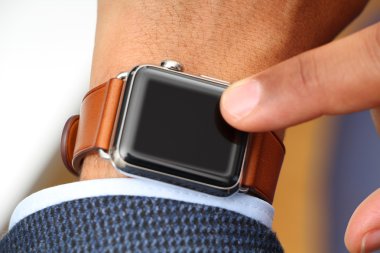 El bir akıllı izlemek ve logonuzu için boş alan iş mans