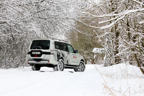 New Mitsubishi Pajero — Stock Photo, Image