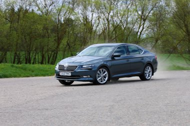 Yeni Skoda Superb