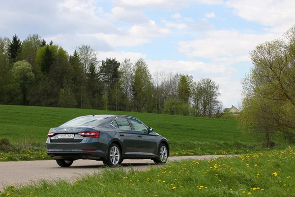 Nuevo Skoda Superb — Foto de Stock