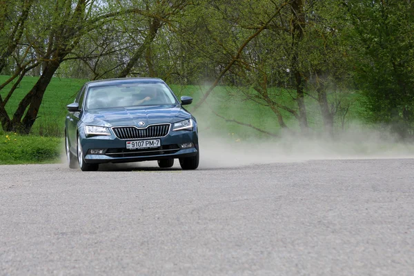 Nieuwe Skoda Superb — Stockfoto