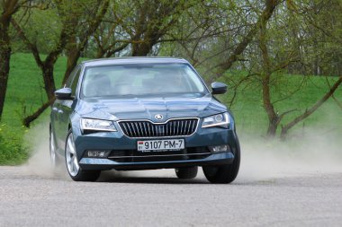 Yeni Skoda Superb