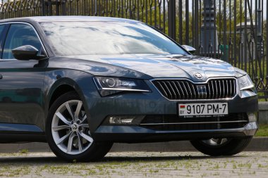 Yeni Skoda Superb