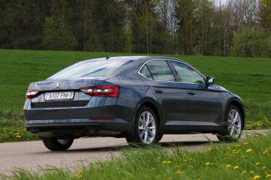 Yeni Skoda Superb