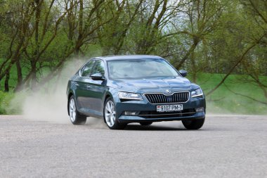 Yeni Skoda Superb