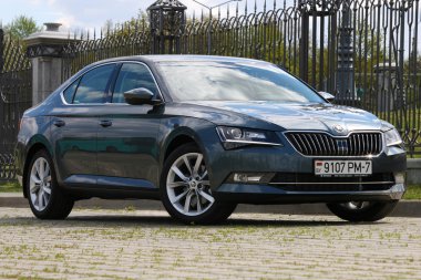 Yeni Skoda Superb