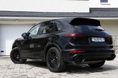 Yeni Porsche Cayenne Gts