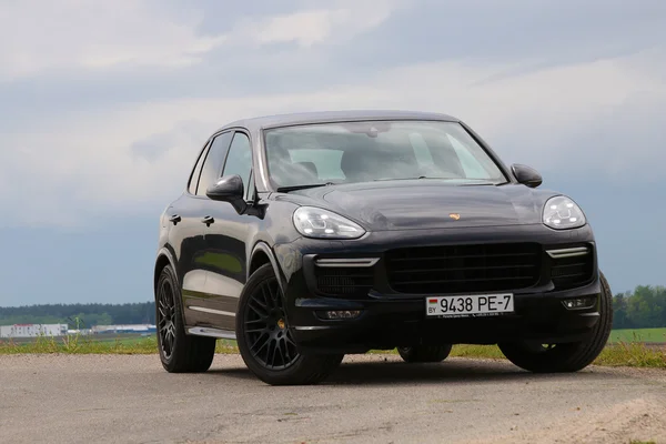 Новый Porsche Cayenne GTS — стоковое фото