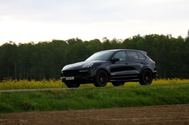 Yeni Porsche Cayenne Gts