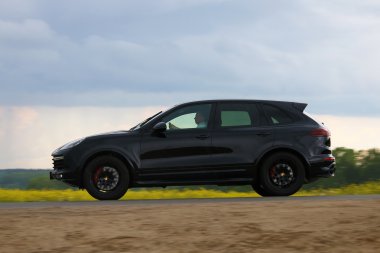 Yeni Porsche Cayenne Gts
