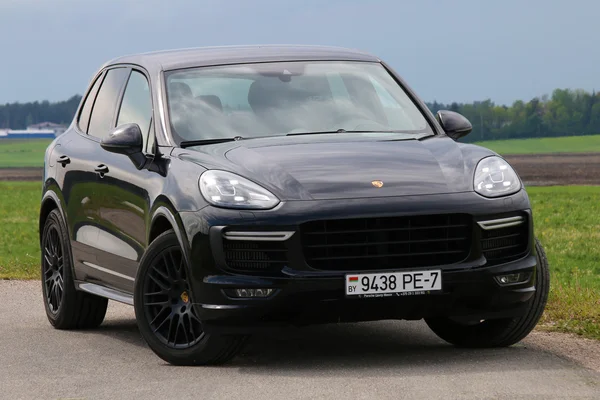 Yeni Porsche Cayenne Gts
