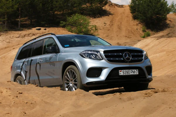 Mercedes-Benz Gls στο drive δοκιμής — Φωτογραφία Αρχείου