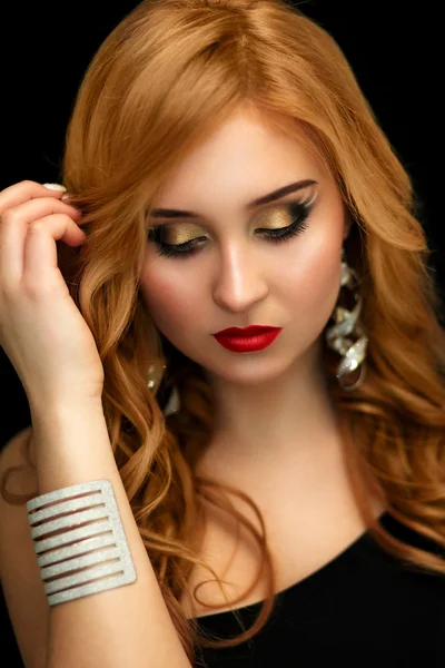 Girl touching her long hair — Stock Photo, Image