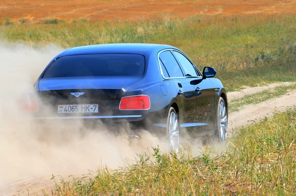 Bentley Flying Spur W12 — Foto de Stock