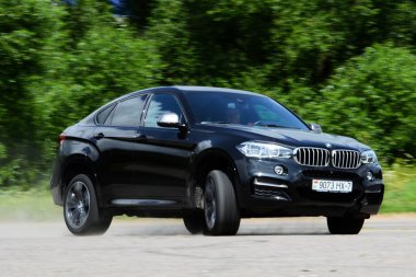 Test sürüşü, BMW X 6 M50d