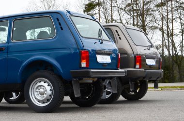 Lada 4 x 4 kentsel ve Lada 4 x 4