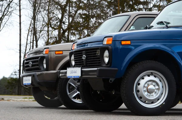 Lada 4 x 4 kentsel ve Lada 4 x 4