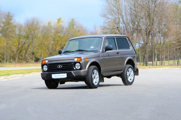 Lada 4 x 4 stedelijke — Stockfoto