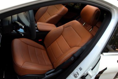 Mercedes-Benz şıya 400 Coupe koltuk