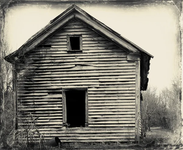 Lado del granero abandonado — Foto de Stock