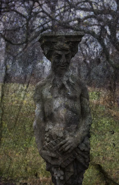 Staty av Pan på grov bakgrund — Stockfoto