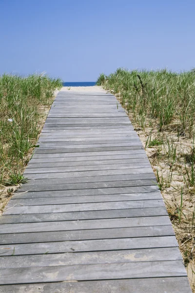 Walkway to beach — Stock Photo, Image