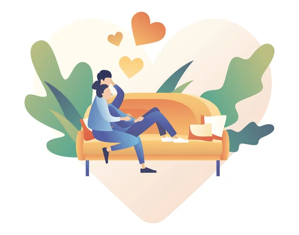 カップルを愛する時間を過ごすか、一緒にリラックス。家の雰囲気の中で男と女がソファに座っている。ロマンチックなデートの概念。登場人物バレンタインデー。現代のフラット漫画スタイル。ベクターイラスト — ストックベクタ