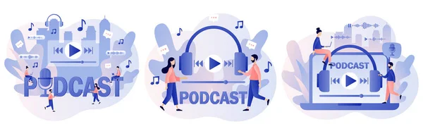 Podcast konsepti. Sesi dinleyen ufak tefek insanlar. Podcaster mikrofonla konuşuyor. Çevrimiçi eğitim, radyo programı veya ses blogu. Modern düz çizgi film tarzı. Beyaz arkaplanda vektör illüstrasyonu