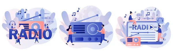 Radyo yayında. Kasetçalar, müzik, müzik, talk şov dinleyen küçük insanlar. Konukların internet röportajları. Eski telsiz. Modern düz çizgi film tarzı. Beyaz arkaplanda vektör illüstrasyonu