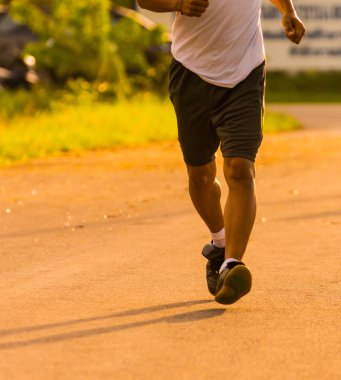 akşam ışığında koşma